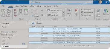 How to select multiple emails in Outlook desktop app