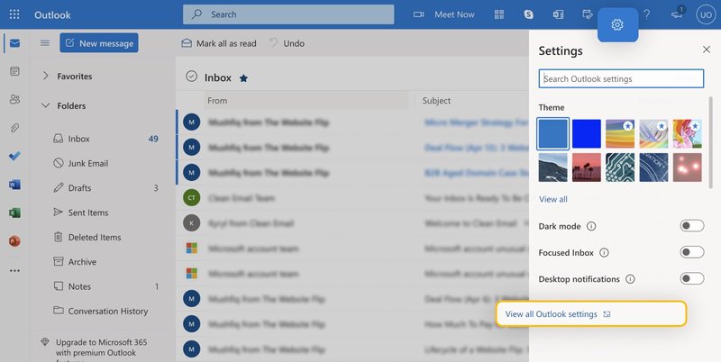 How to personalize Outlook email settings